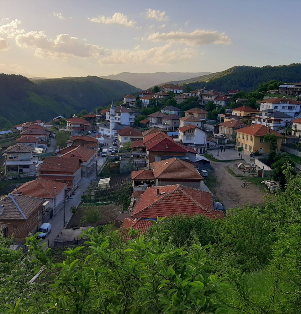 село Боголин